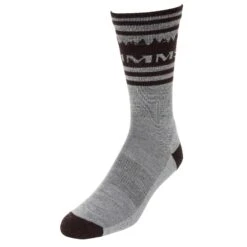 Simms Daily Sock -Simms || Patagonia || Hareline Sales 13451 867 daily sock treeline mahogany f21 front