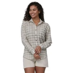Patagonia Women's LW A/C Buttondown Sale 8 Patagonia Women's LW A/C Buttondown Sale -Simms || Patagonia || Hareline Sales 231 patagonia womens lw a c buttondown check stingray mauve 02 f49e98eb 09b1 4e9a 8955 2341b02e4659