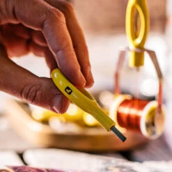 Loon Outdoors Loon Ergo Dubbing Pick -Simms || Patagonia || Hareline Sales Ergo Dubbing Pick alt 1 1000x c6697ed3 91aa 40e1 b4ea 226a5014ab33