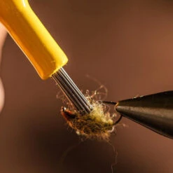 Loon Outdoors Loon Ergo Dubbing Pick -Simms || Patagonia || Hareline Sales Ergo Dubbing Pick alt 3 1000x baf38971 2ed4 488e b3ba 5395177ef0c5