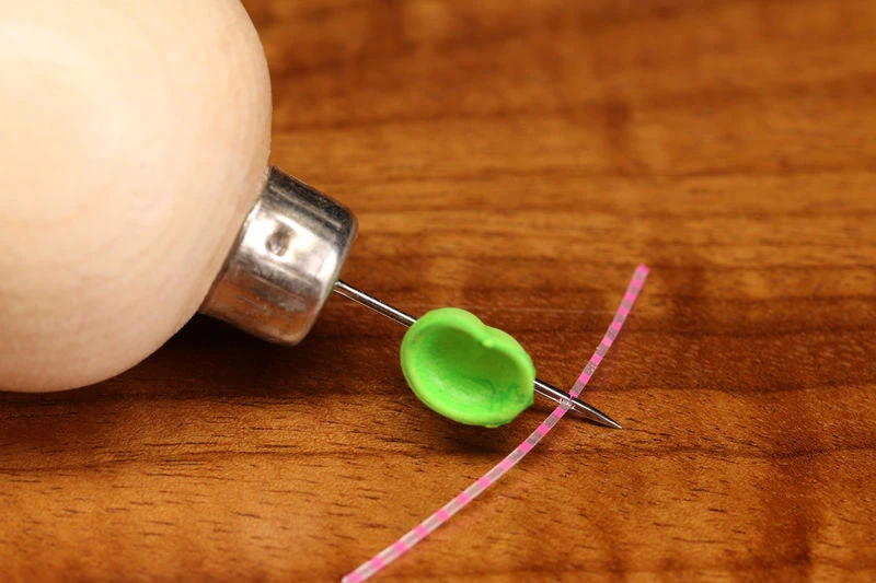 Hareline Mini Leg Puller 3 Hareline Mini Leg Puller