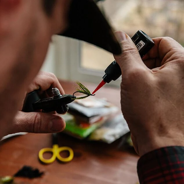 Loon Outdoors LOON UV CLEAR FLY FINISH - FLOW 5 Loon Outdoors LOON UV CLEAR FLY FINISH - FLOW - Image 3